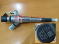 8AHFCHBA0,Fuel Injector,166001645R